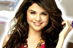 Selena Gomez No Dentista